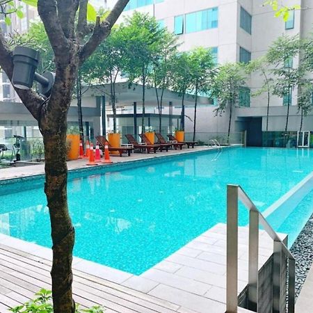 Mercu Summer Suites Klcc By Tasrifa Kuala Lumpur Exterior foto
