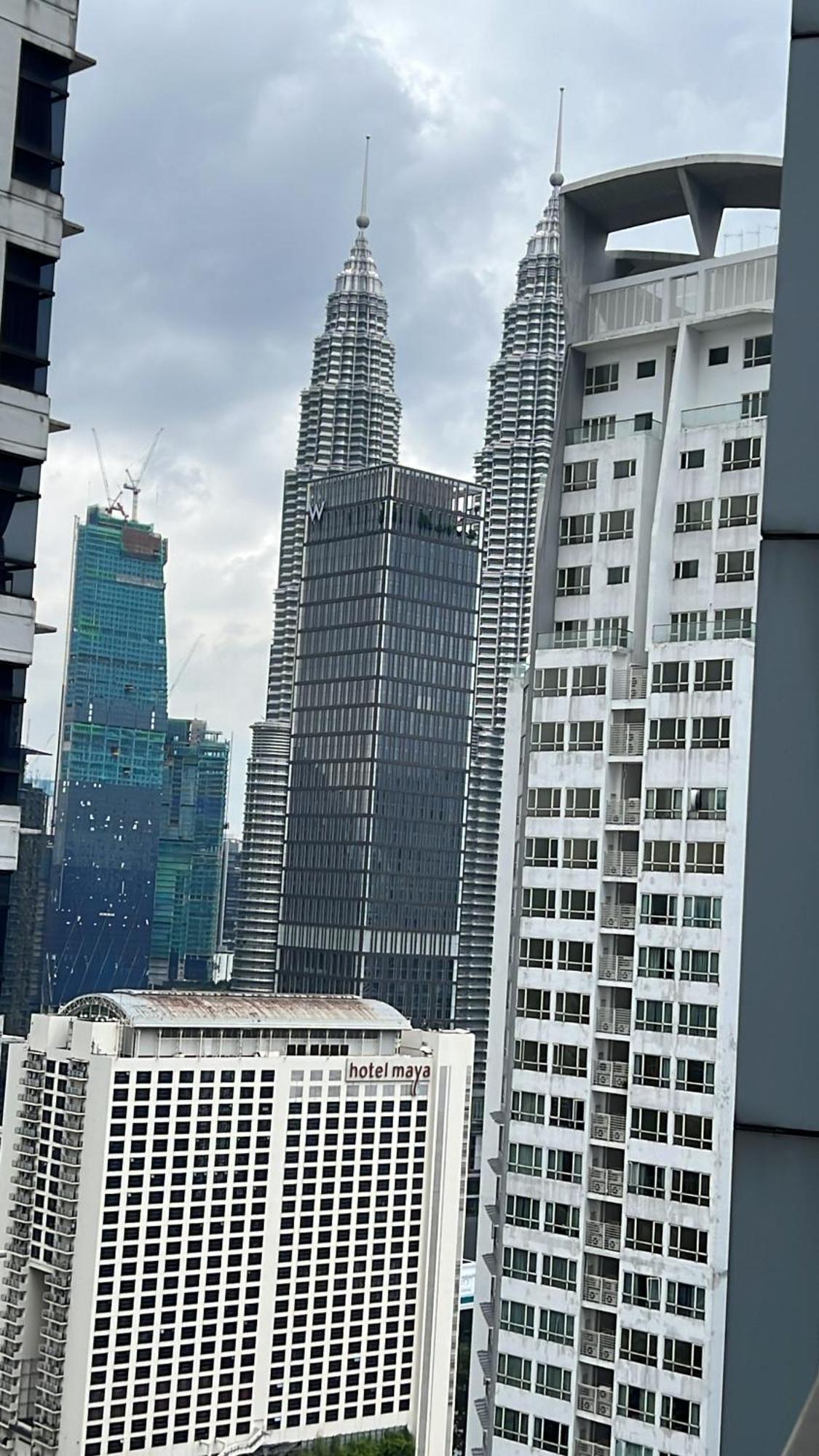 Mercu Summer Suites Klcc By Tasrifa Kuala Lumpur Exterior foto
